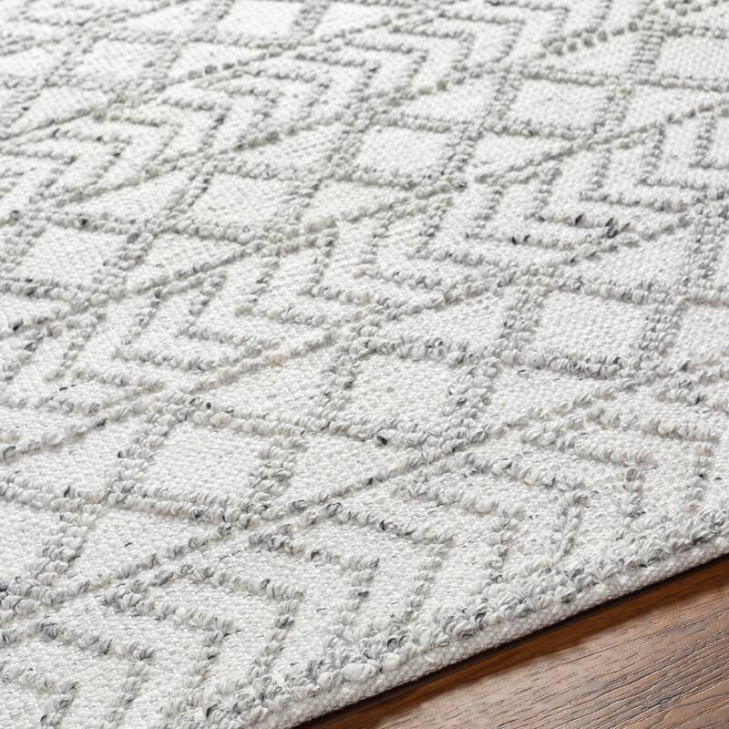 Novenae Handmade Performance Outdoor Safe Area Rug