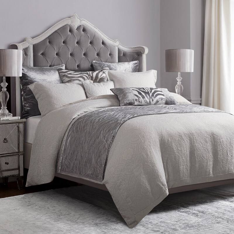 HiEnd Accents Matelassé Duvet Cover Set, 3PC - King - Gray