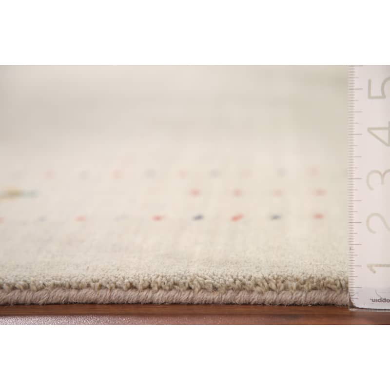 Tribal Gabbeh Area Rug Handmade Oriental Beige Wool Carpet - 5'5"x 7'6"