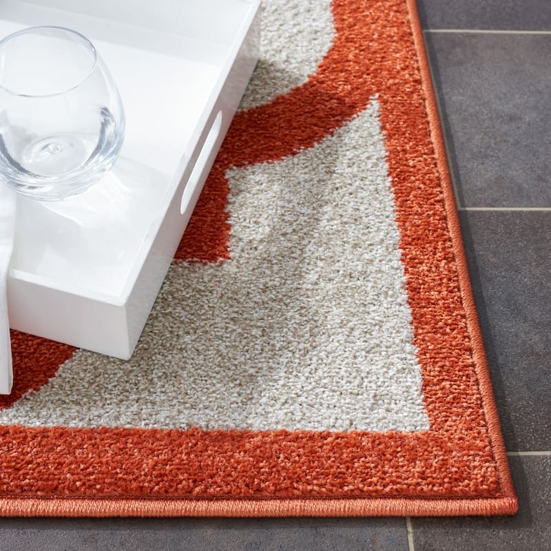 SAFAVIEH Amherst Elvana Modern Rug