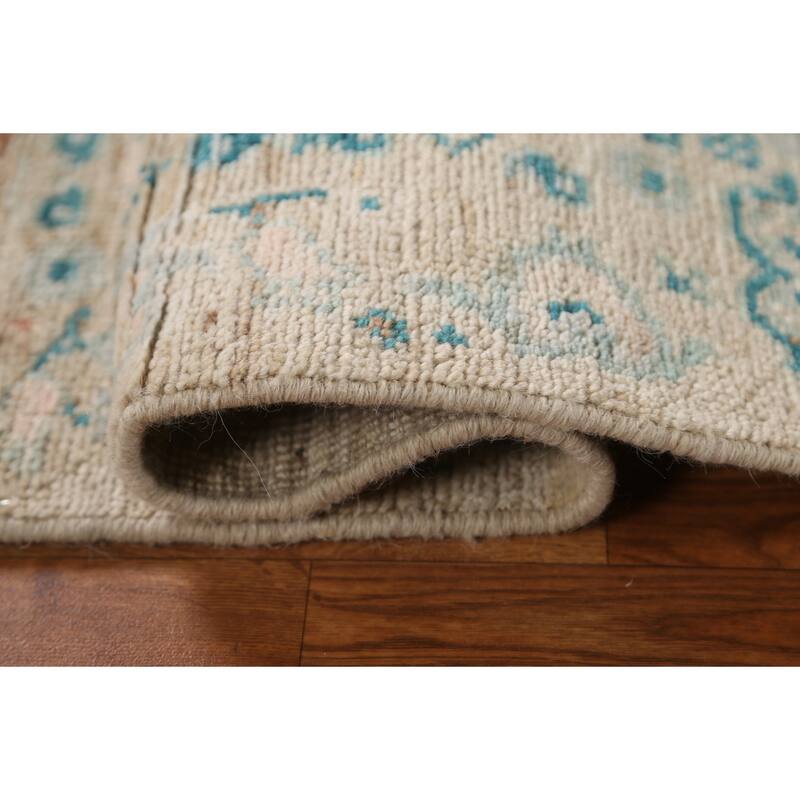 Hand Knotted Oriental 100% Wool Carpet Transitional Floral Beige & Ivories Oushak Area Rug - 2' 11'' X 2' 0''