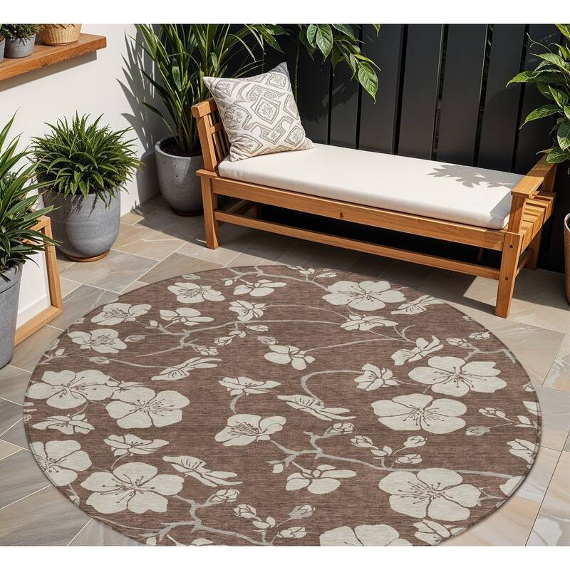 HomeRoots Floral Transitional Rectangle Outdoor Rug - 8' Round