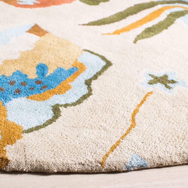SAFAVIEH Handmade Soho Breanne Floral N.Z. Wool Rug