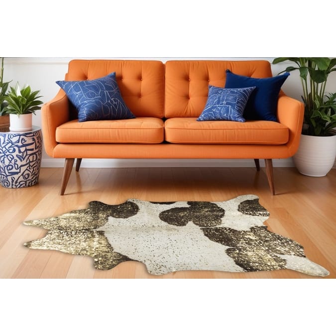 Milo Low Pile Durable Area Rug By HomeRoots - 84' X '60' X '0.1