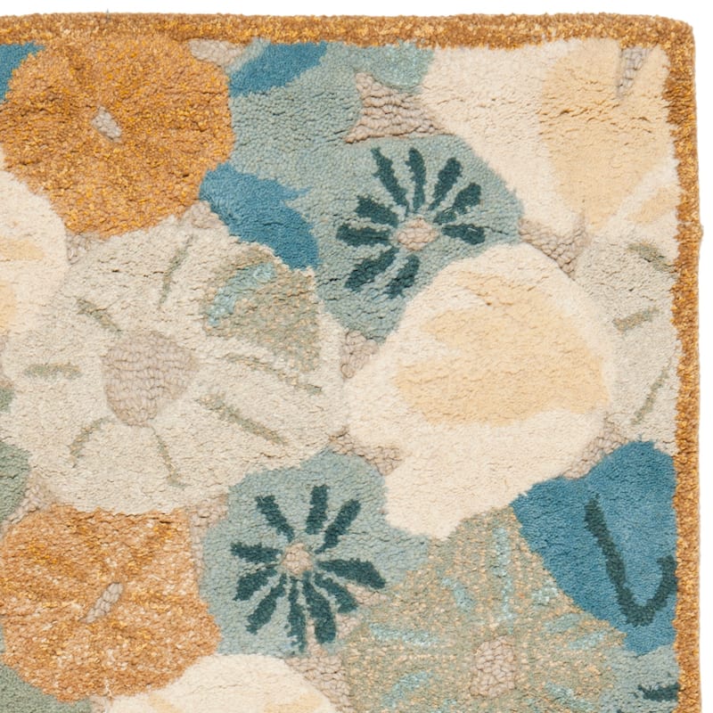 Martha Stewart by SAFAVIEH Poppy Field Wool/ Viscose Rug