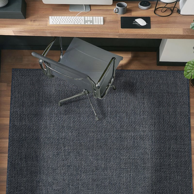 Contemporary Solid Indoor/Outdoor Area Rug