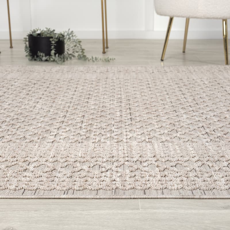 Sevita Bordered PET Yarn Indoor/Outdoor Area Rug