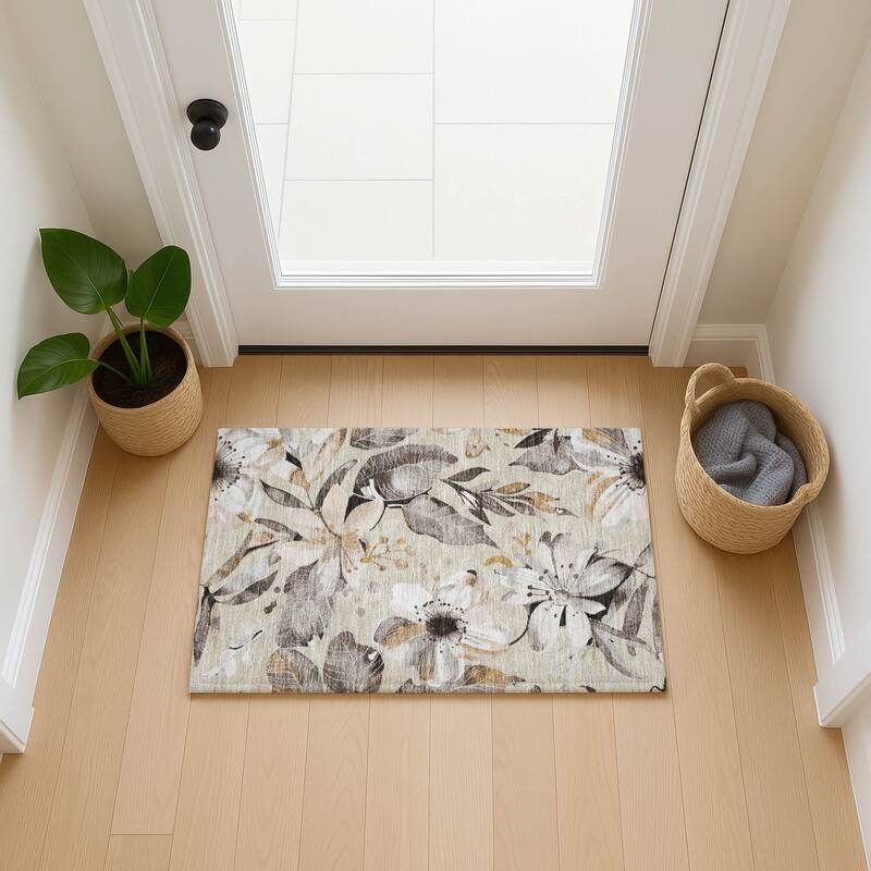 Machine Washable Indoor/ Outdoor Floral Chantille Rug