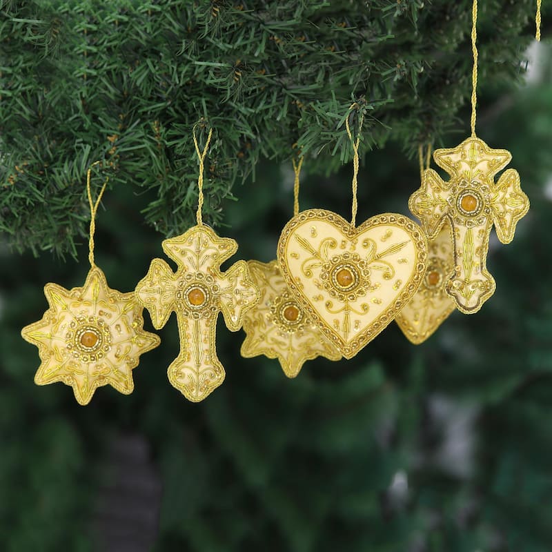 Novica Handmade The Spirit Of Christmas Beaded Ornaments (Set Of 6)