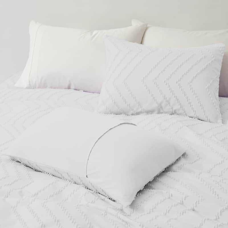3 Piece Tufted Clipped Jacquard Geometric Oversized Duvet Cover Set