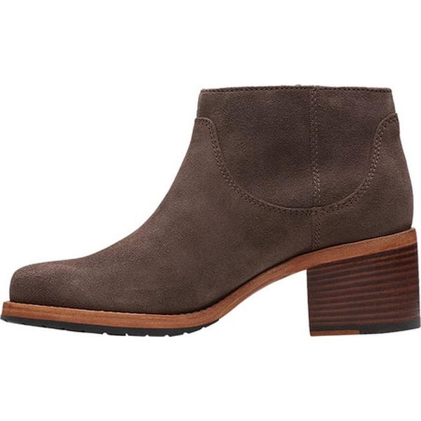 clarks clarkdale dawn bootie