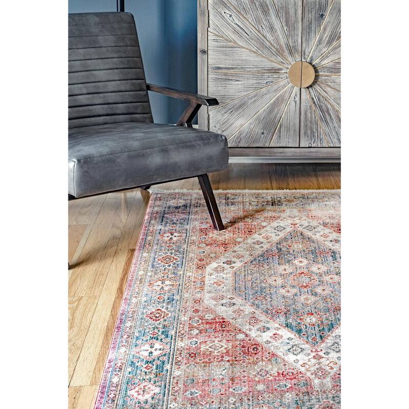 Nuloom Medallion Harris Faded Area Rug