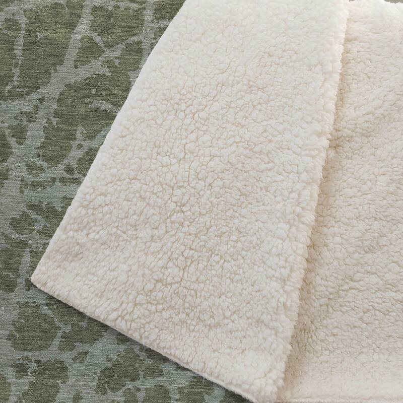 Premium Machine Washable Sherpa Casual Contemporary Throw Blanket