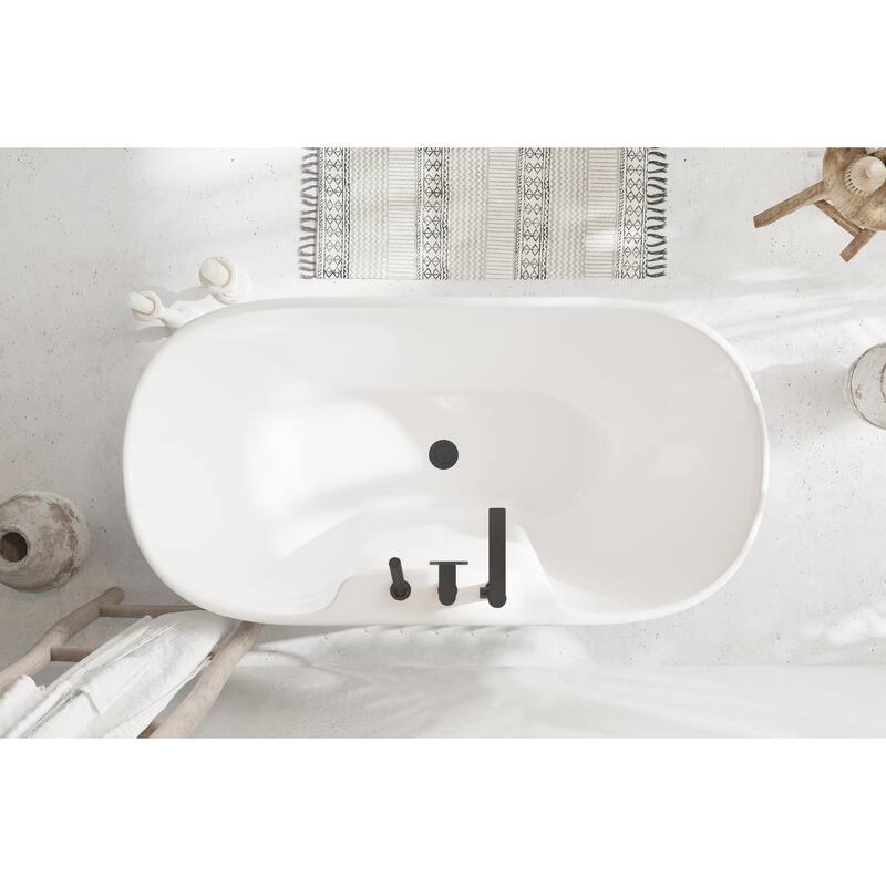 Nicolette Bathtub in Glossy White