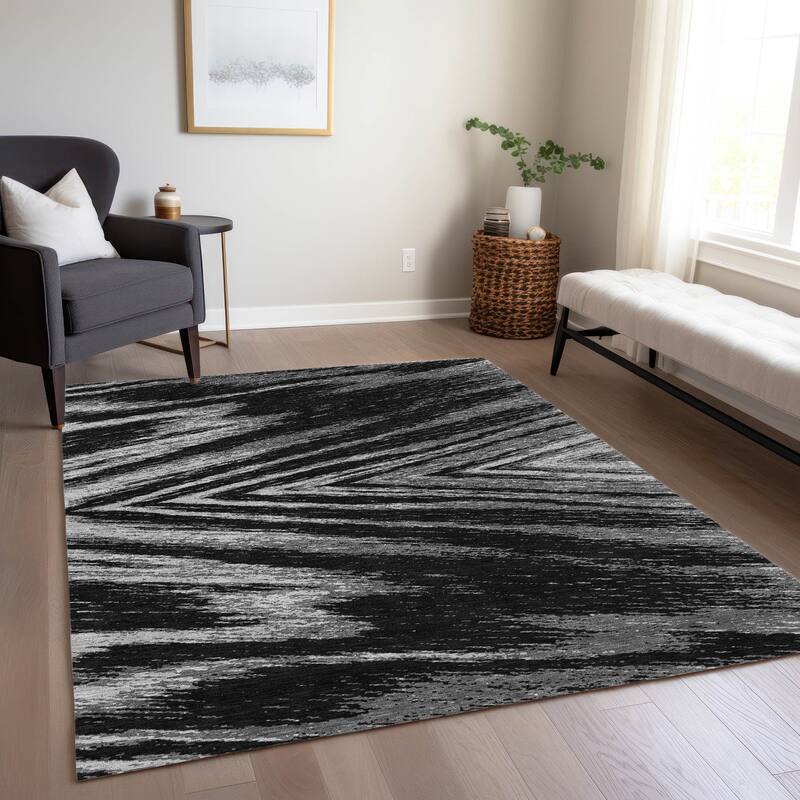Machine Washable Indoor/ Outdoor Chantille Modern Chevron Rug