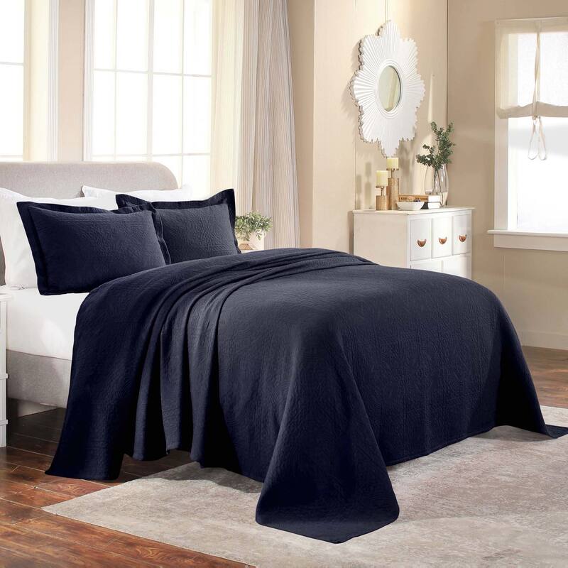 Superior Fleur De Lis Cotton Decorative Bedspread Set