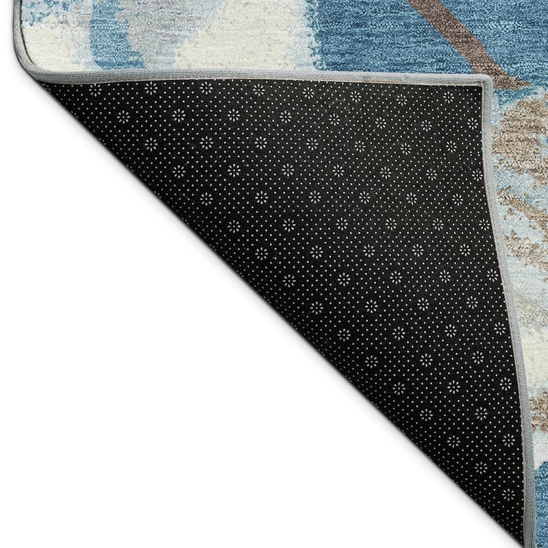 Machine Washable Indoor/ Outdoor Floral Love Chantille Rug