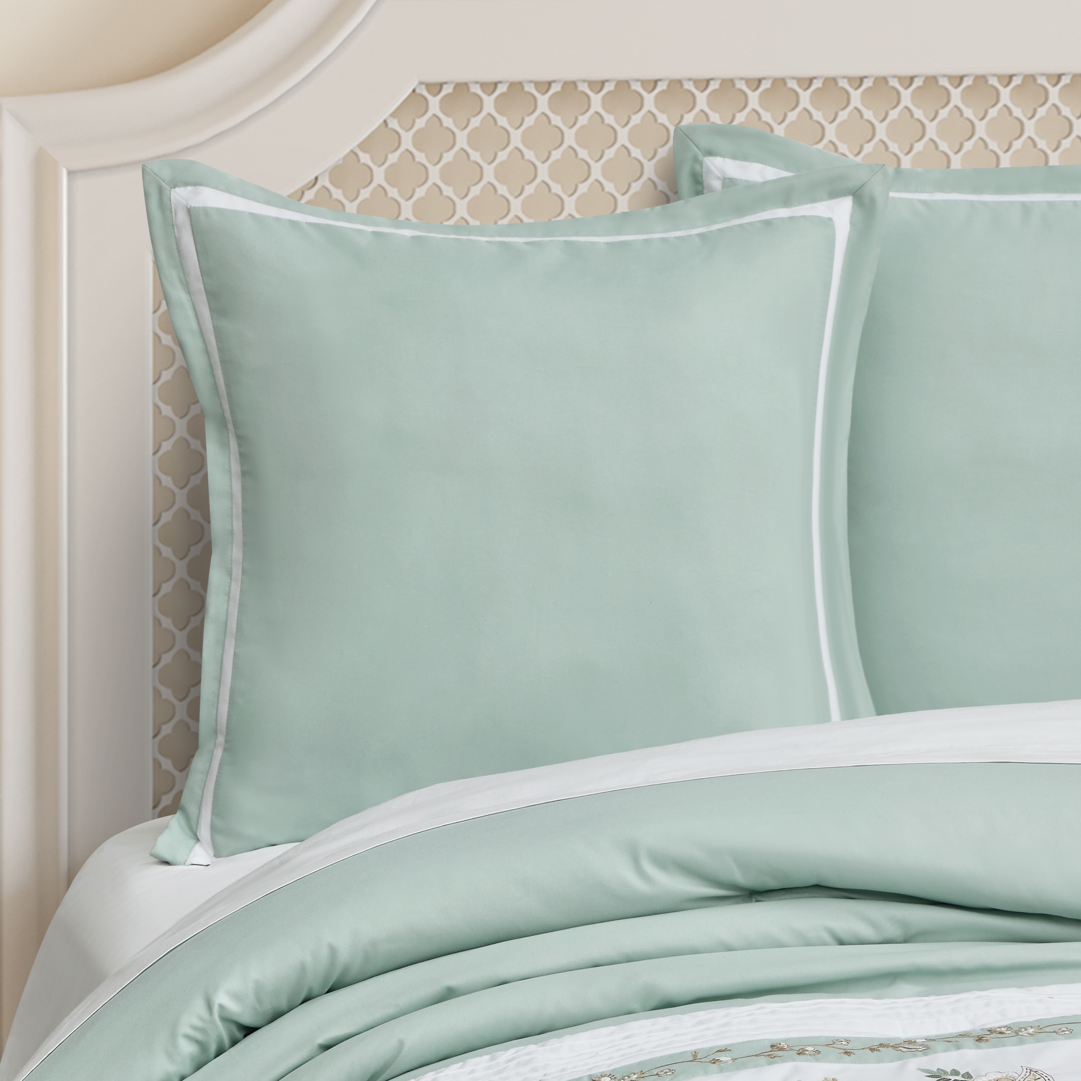 Spring Social Euro Sham
