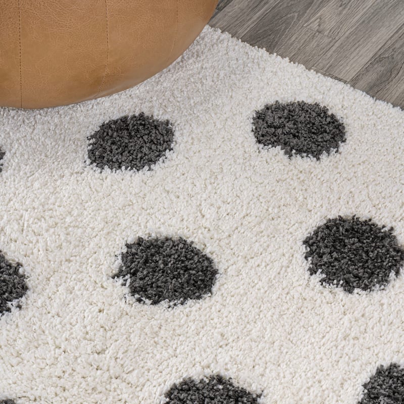 JONATHAN Y Caimari Modern Charcoal Dot Shag Area Rug