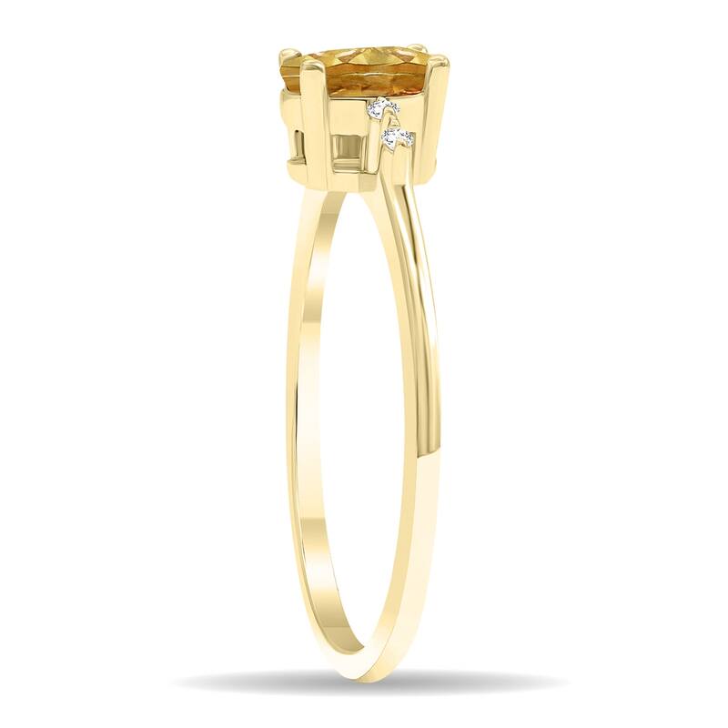 Women's Oval Shaped Citrine and Diamond Sparkle Ring in 10K Yellow Gold