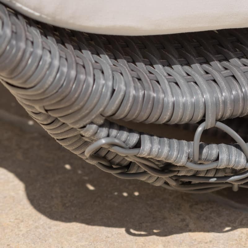 Boca Grande Outdoor Daybed by Christopher Knight Home - 91.25"L x 35.75"W x 53.25"H