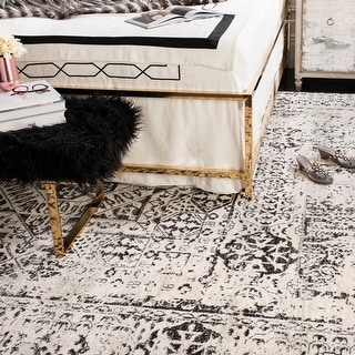 SAFAVIEH Evoke Deb Vintage Boho Medallion Distressed Rug