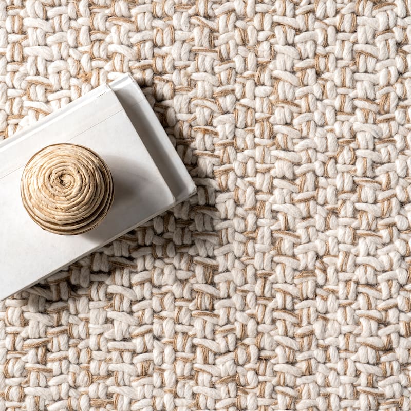 Nuloom Enida Casual Farmhouse Wool Blend Area Rug