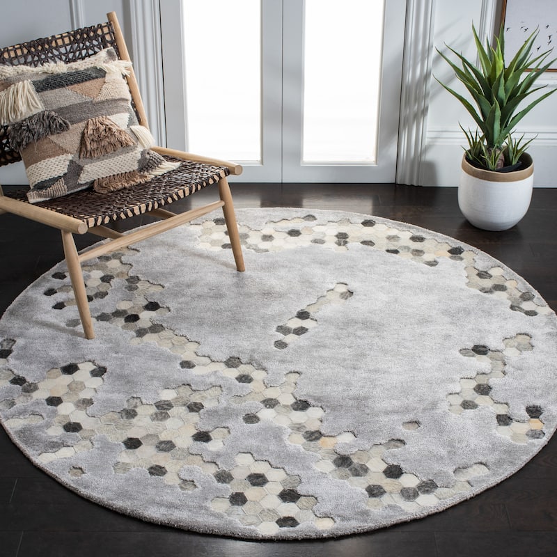 SAFAVIEH Handmade Manhattan Shakti Modern Abstract Silk Rug - 6' Round - Grey/Ivory