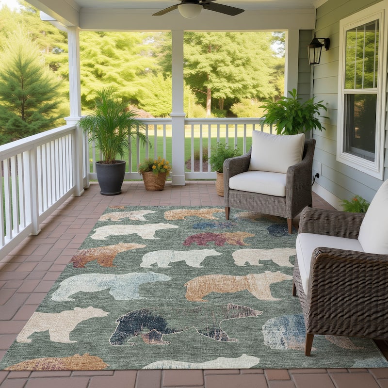 Machine Washable Indoor/ Outdoor Modern Bear Chantille Rug