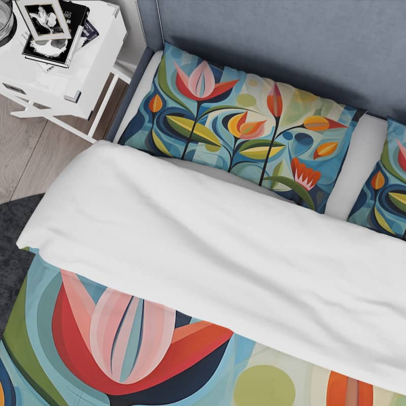 Designart "Green Mid Century Mod Nature II" Green Mid-Century - Bedding Set With Shams