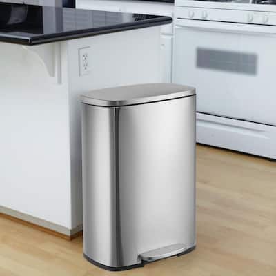 50 L/13.2 Gallon Smudge Resistant Trash Can with Silent Lid