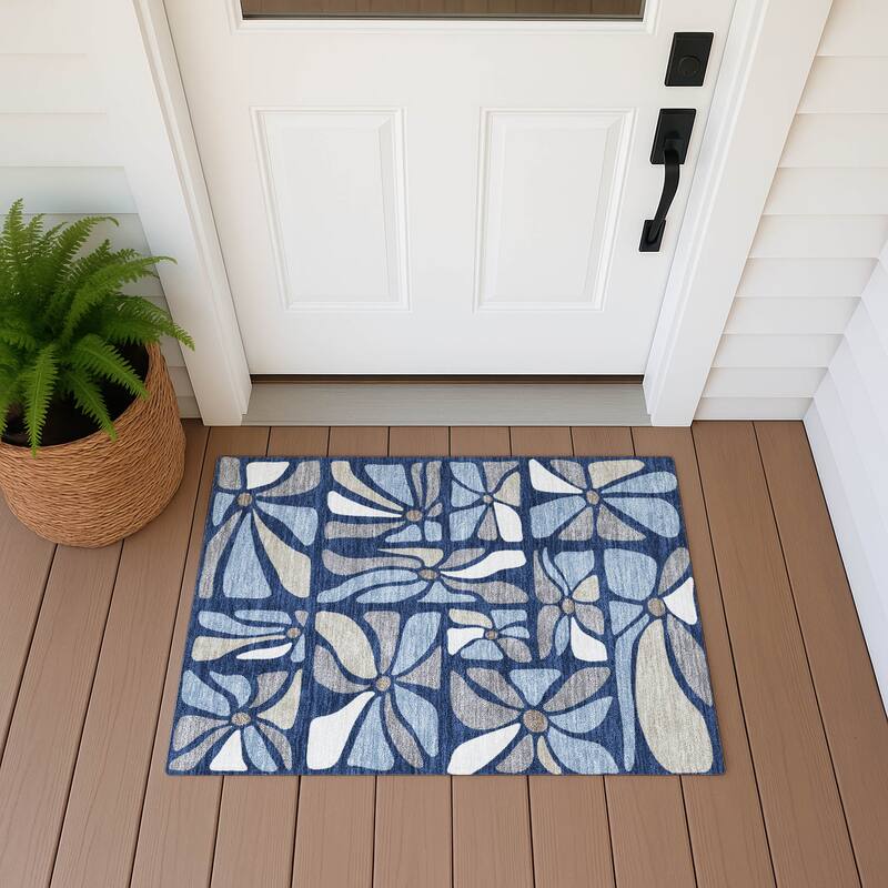 Machine Washable Indoor/ Outdoor Modern Gilcrest Chantille Rug - Navy - 1'8" x 2'6"