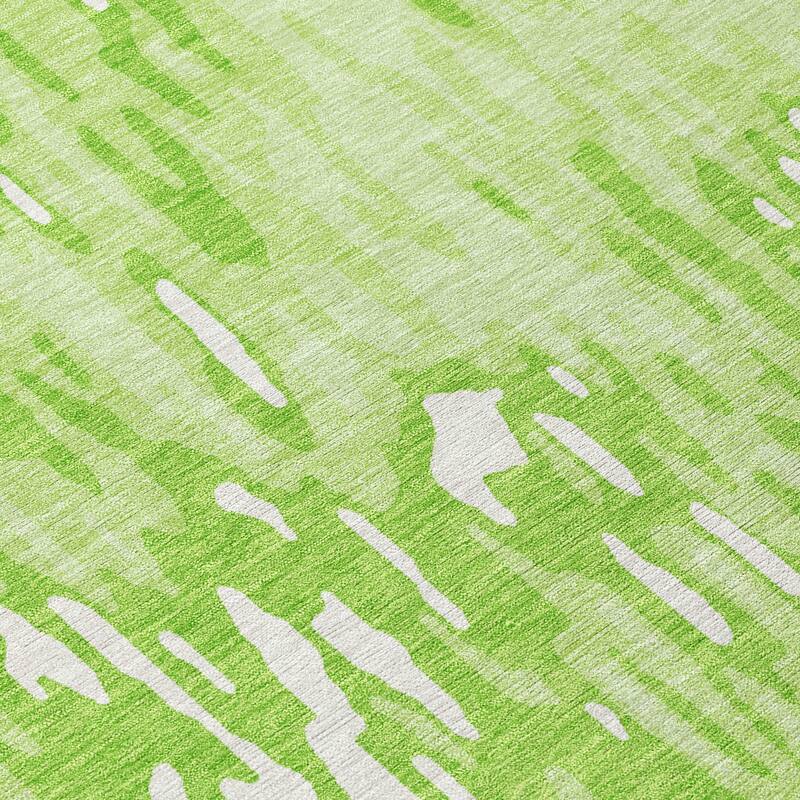 Machine Washable Indoor/ Outdoor Modern Watercolor Chantille Rug