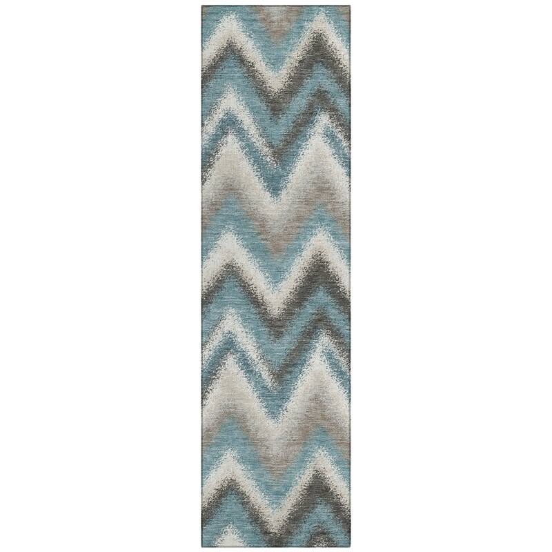 Machine Washable Indoor/ Outdoor Modern Chevron Chantille Rug