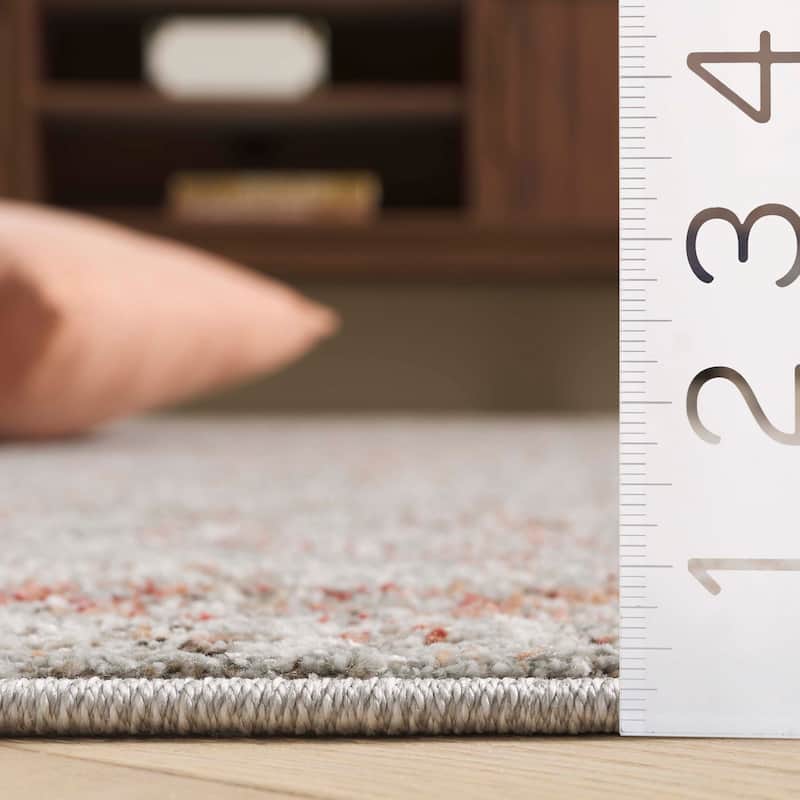 SAFAVIEH Vintage Nienke Tabriz Oriental Rug