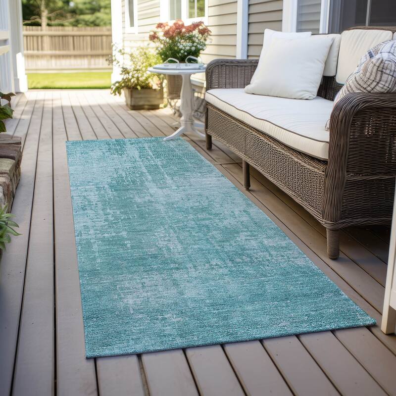 Machine Washable Indoor/ Outdoor Chantille Abstract Ombre Rug - Aqua - 2'3" x 7'6"
