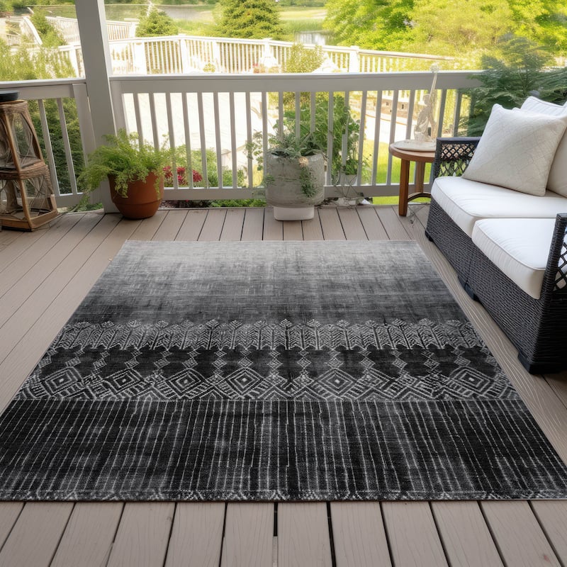 Machine Washable Indoor/ Outdoor Boho Ombre Chantille Rug