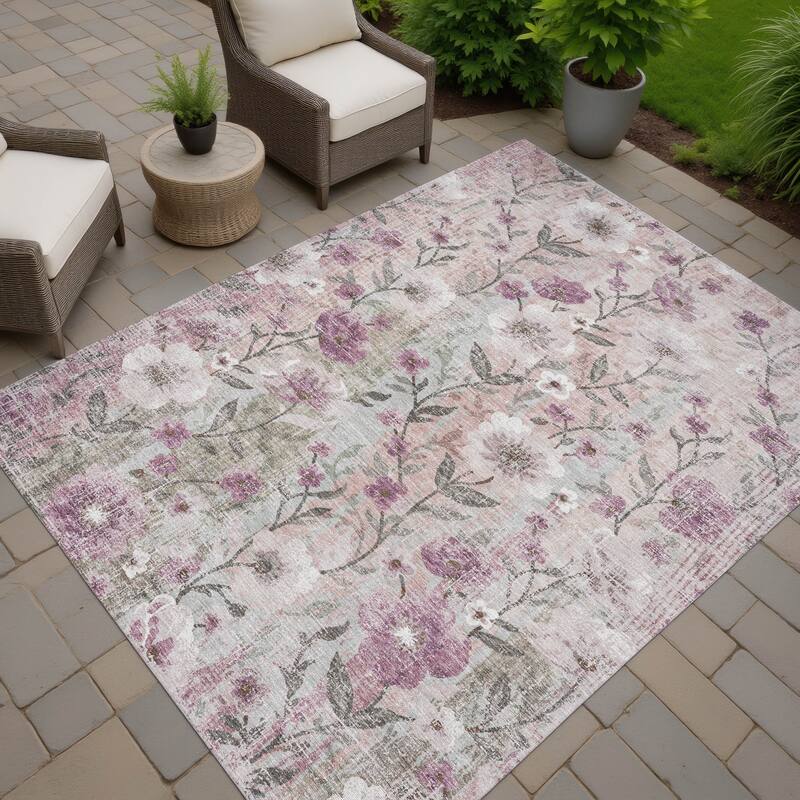 Machine Washable Indoor/ Outdoor Floral Joy Chantille Rug