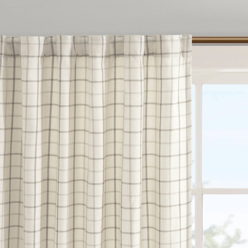 Madison Park Anaheim Plaid Rod Pocket and Back Tab Single Curtain Panel with Fleece Lining