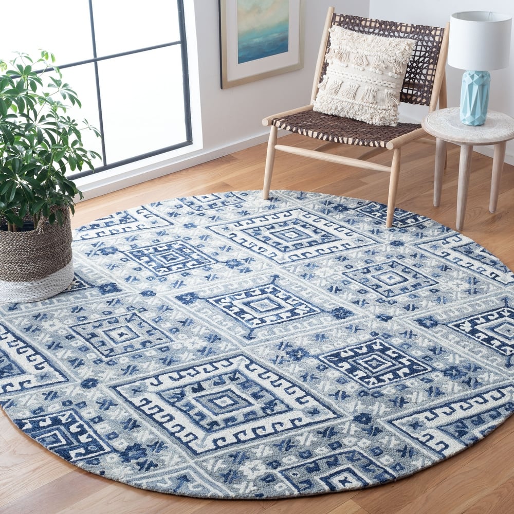 SAFAVIEH Handmade Aspen Idit Boho Tribal Wool Rug -