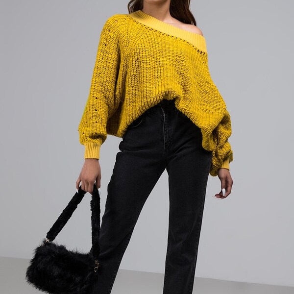 Shop Akira Women'S Loose Knit Oversize Long Sleeve Off Shop Akira Women'S Loose Knit Oversize Long Sleeve Off