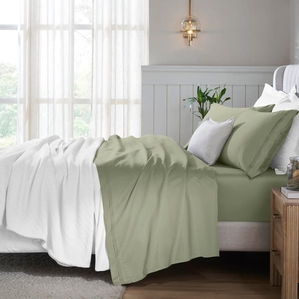 Superior Egyptian Cotton 650 Thread Count Deep Pocket Solid Sheet Set - Queen - Sage
