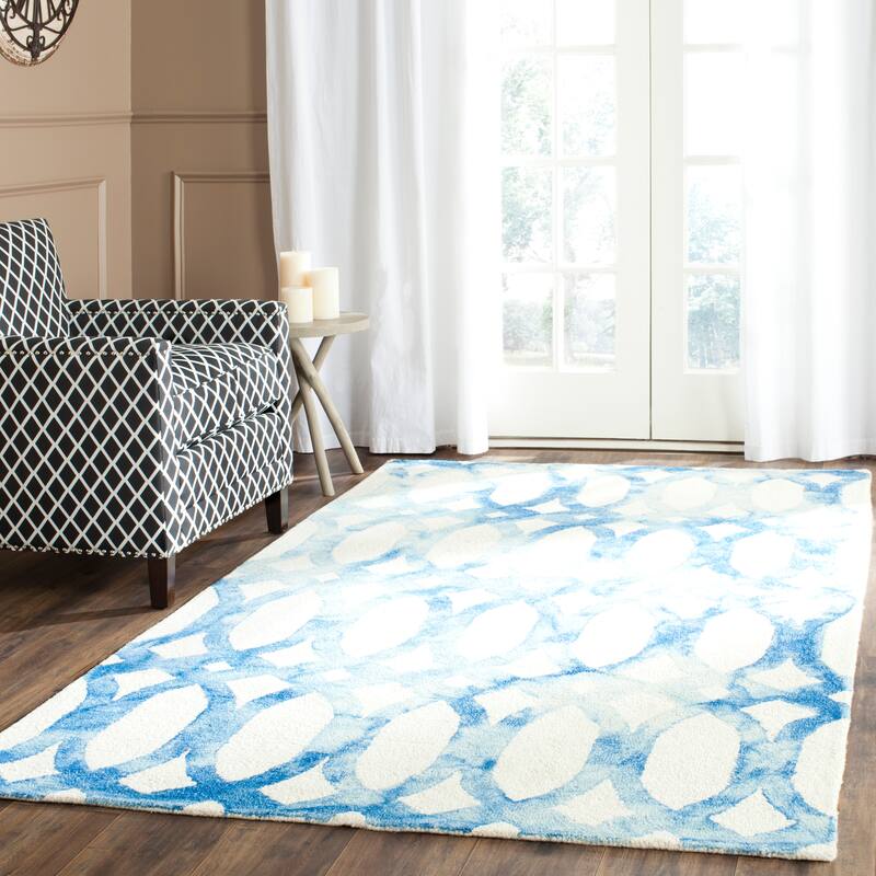 SAFAVIEH Handmade Eligija Wool Geometric Dip Dye Area Rug - 4' x 6' - Ivory/Blue