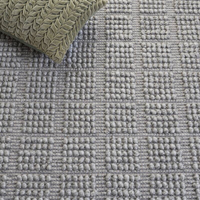 SAFAVIEH Handmade Natura Mysie Raised Textured Wool Blend Rug