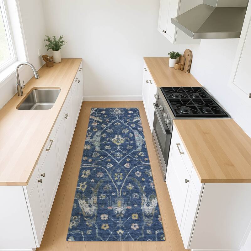 Machine Washable Indoor/ Outdoor Traditional Classic Chantille Rug