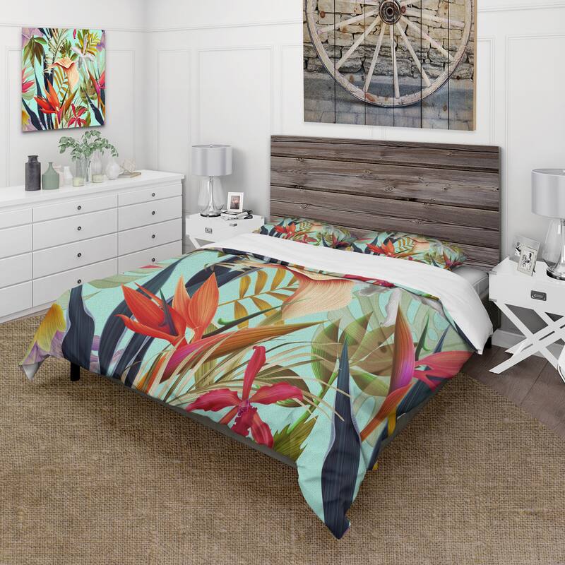 Designart 'Tropical VIntage Flowers II' Tropical Duvet Cover Set - Full - Queen