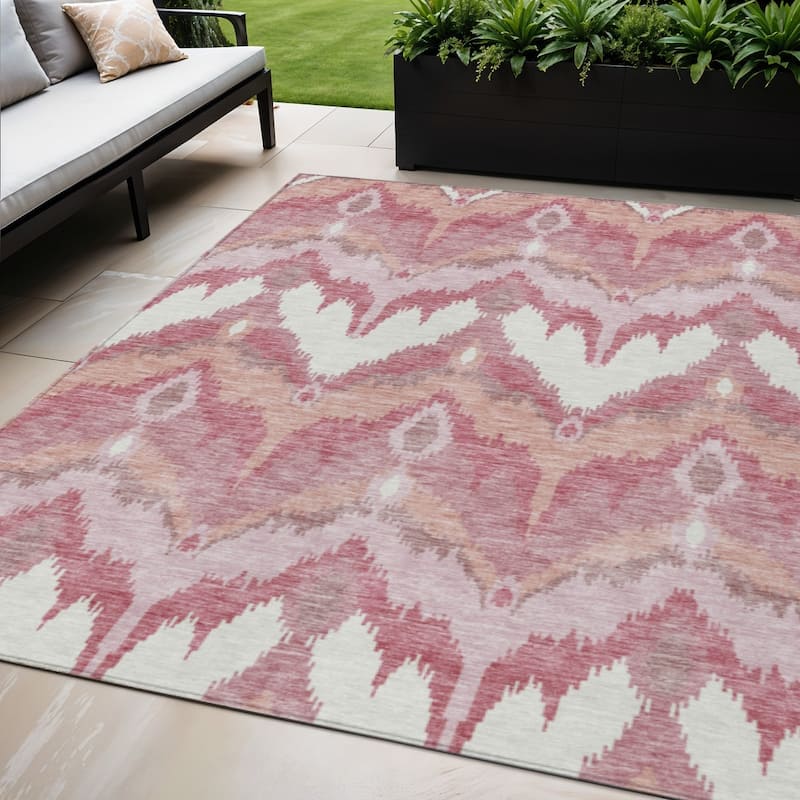HomeRoots Ikat Transitional Rectangle Outdoor Rug - 5' X 8'