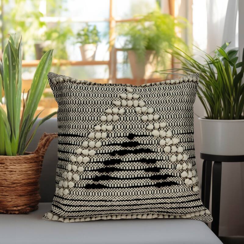 Parkland Collection Abali Transitional Black and White Pillow Cover