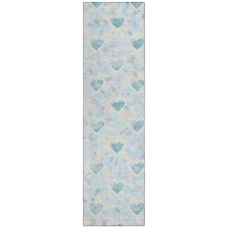 Machine Washable Indoor/ Outdoor Modern Hearts Chantille Rug