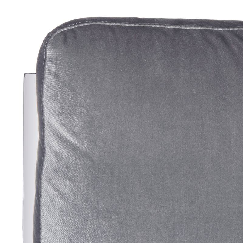 SAFAVIEH Mid-Century Modern Glam Walden Velvet Light Grey Club Chair - 30" x 33.5" x 34.3"